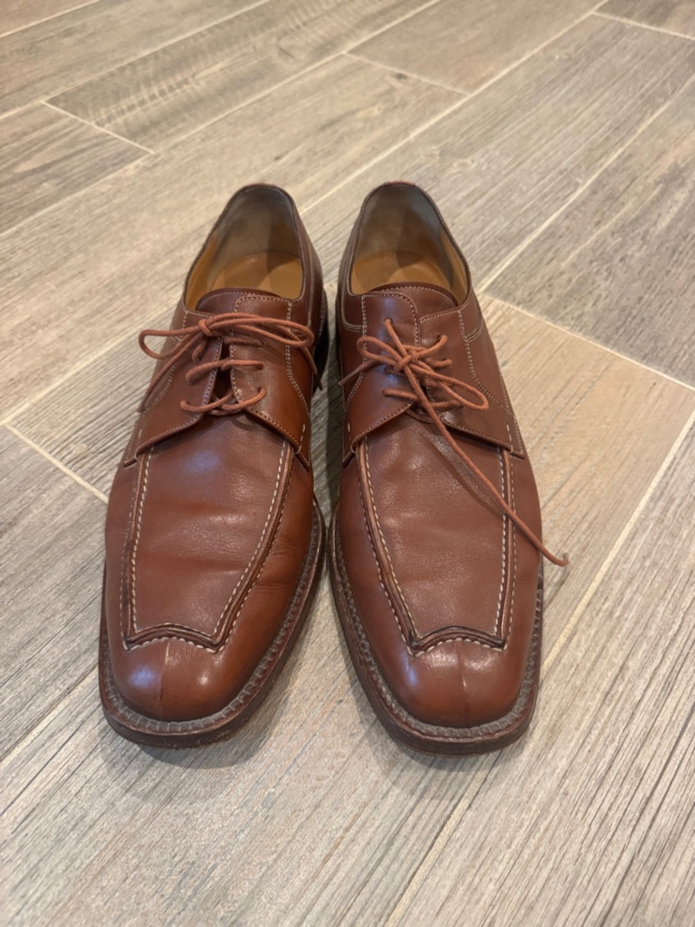 Classic Men's Brown Leather Lace-Up Dress Shoes